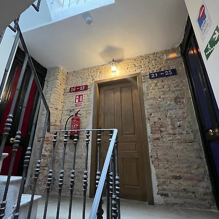 Kiwi Rooms Auto Check-In Valencia Luaran gambar