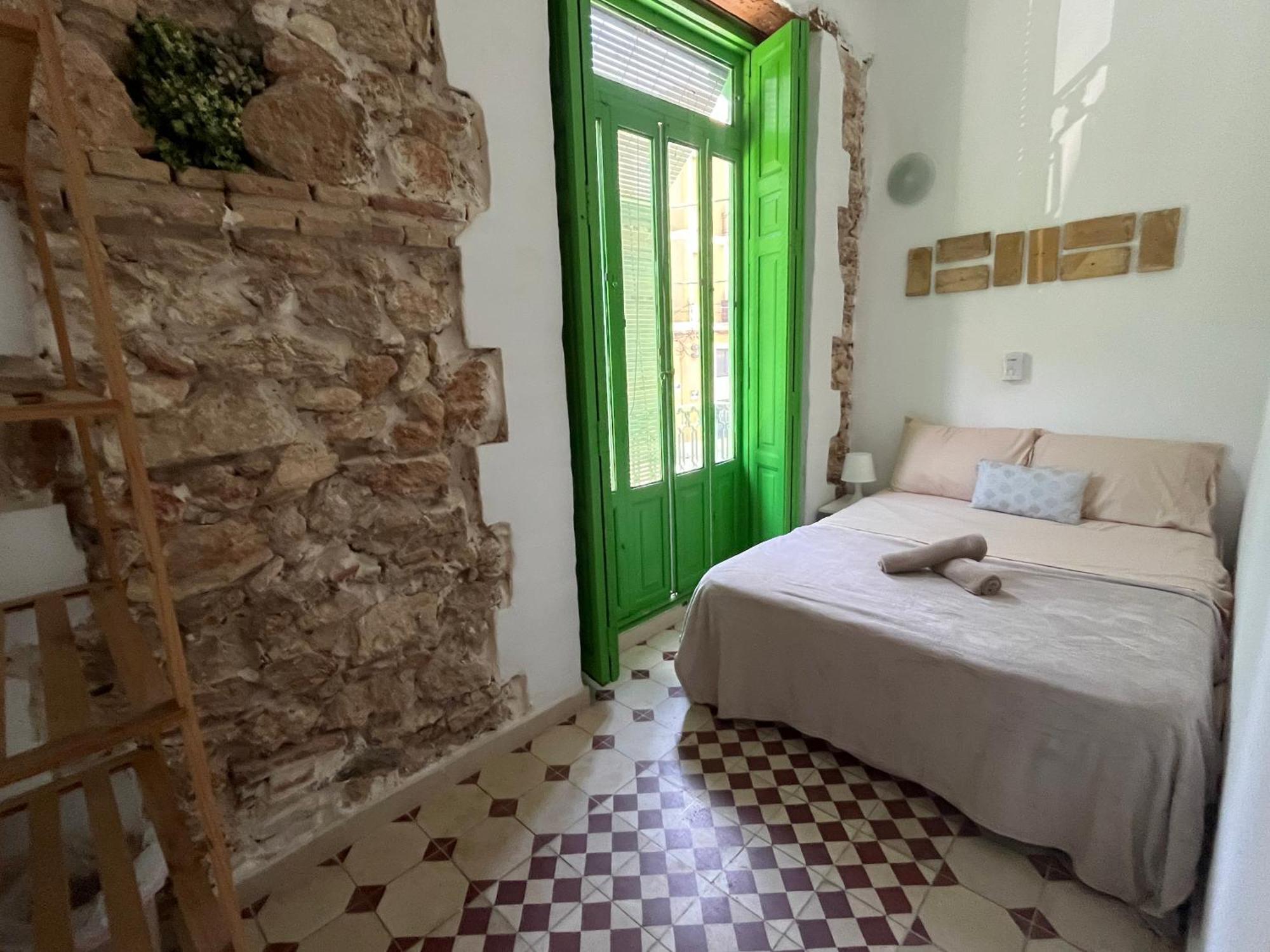 Kiwi Rooms Auto Check-In Valencia Bilik gambar